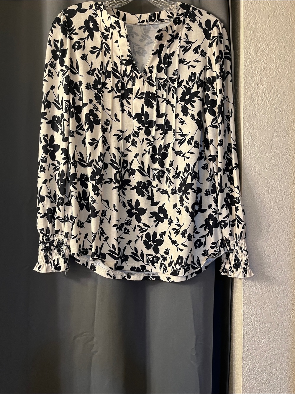 Lemon Black and White Floral Blouse